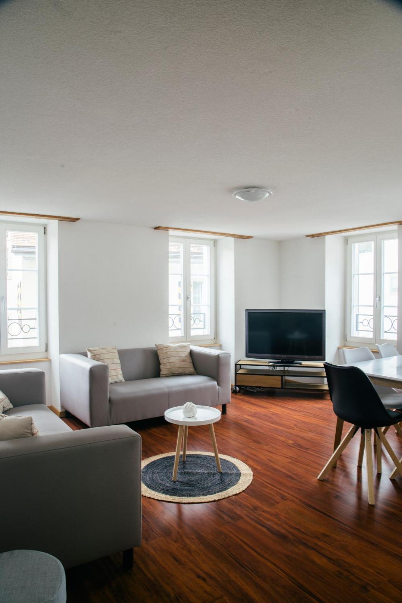 Nimbuzzz Apartments Unterseen Extérieur photo