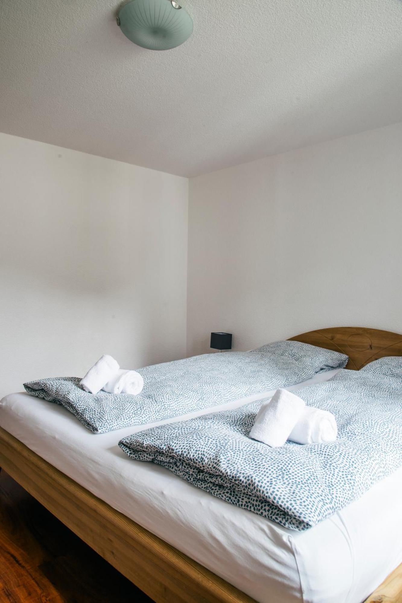 Nimbuzzz Apartments Unterseen Extérieur photo