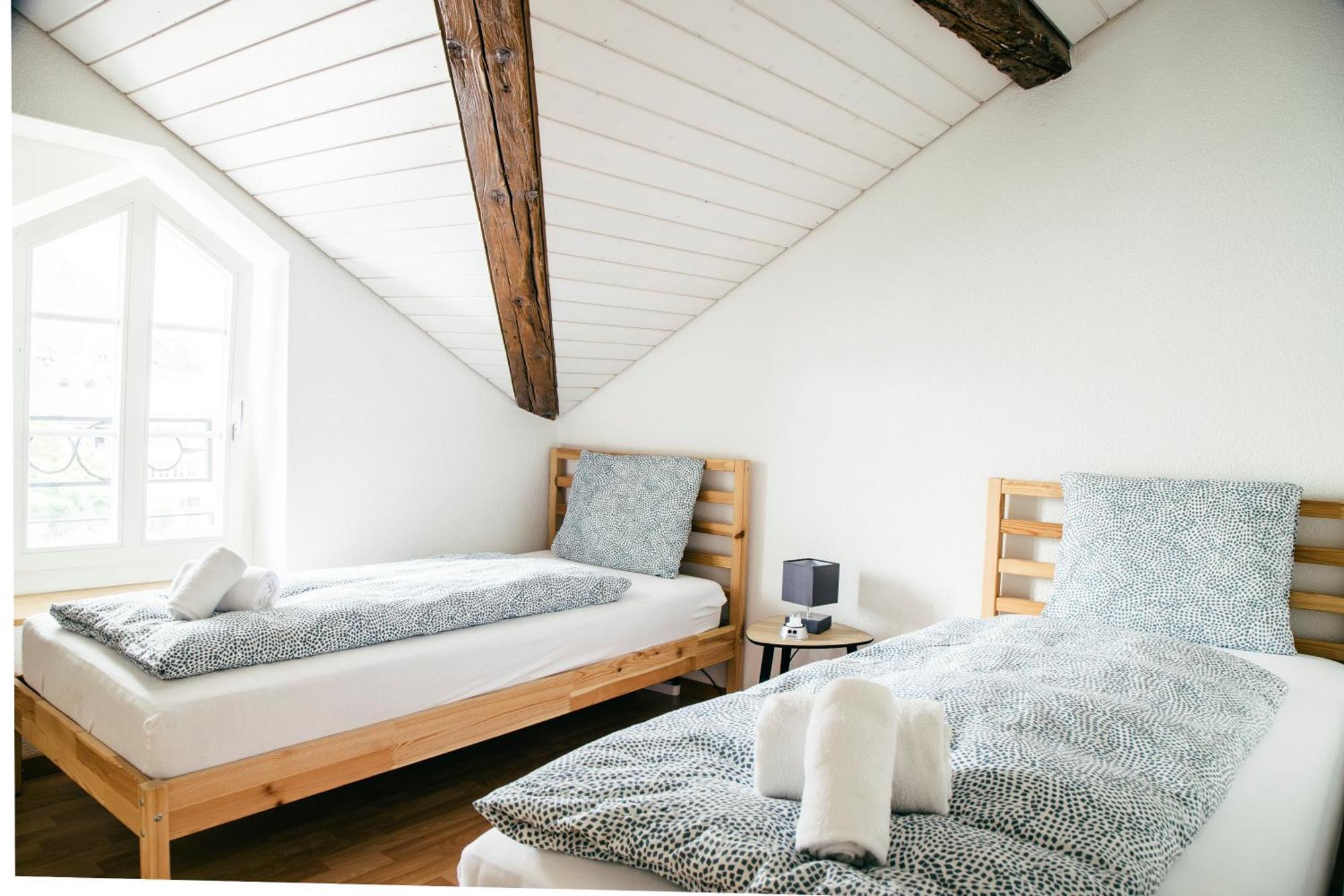 Nimbuzzz Apartments Unterseen Extérieur photo