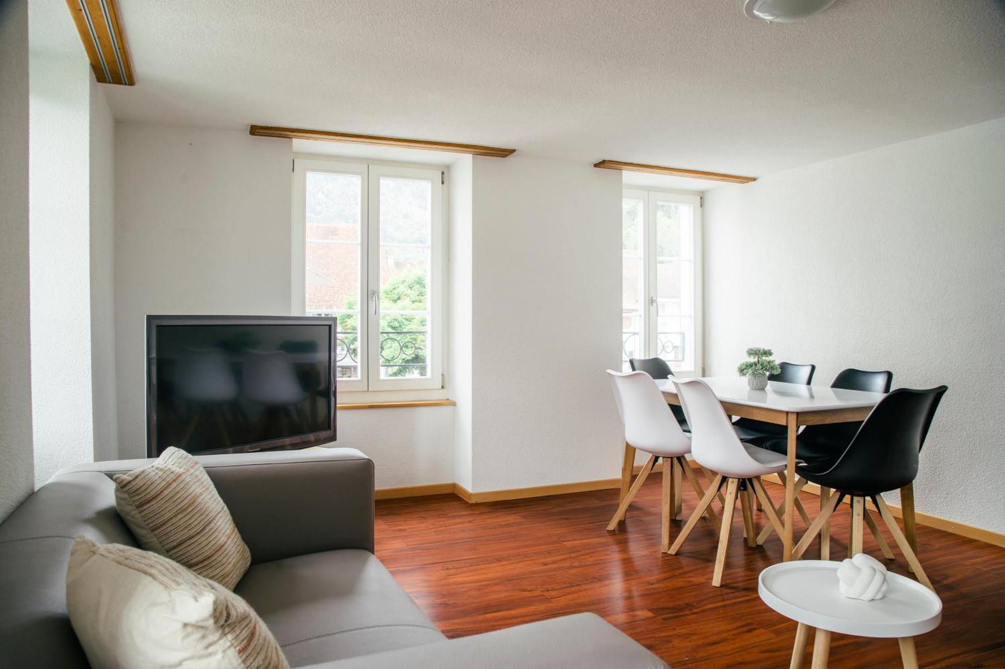Nimbuzzz Apartments Unterseen Extérieur photo