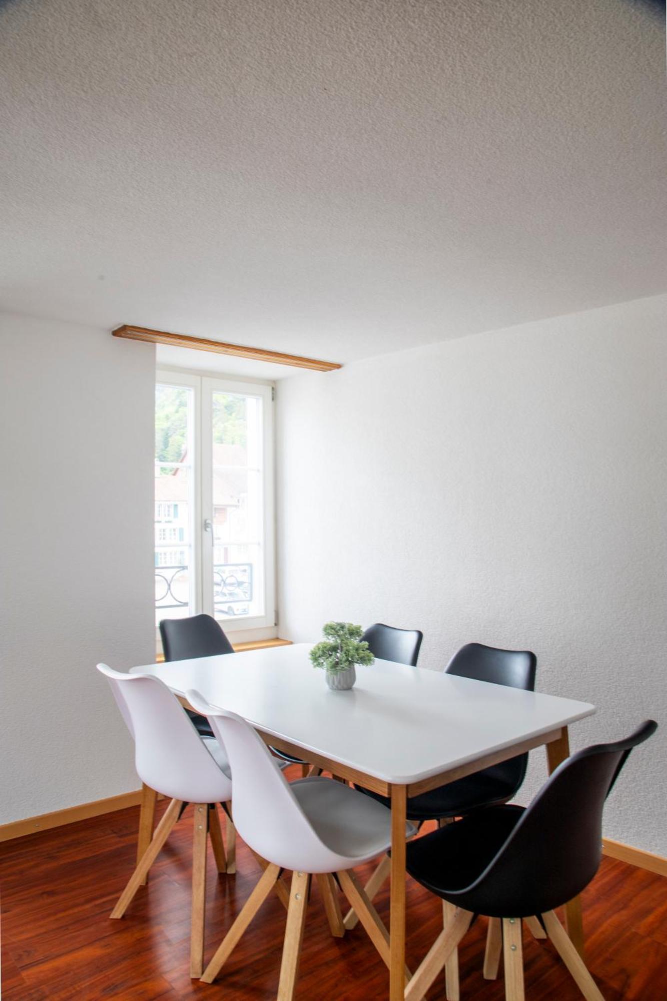 Nimbuzzz Apartments Unterseen Extérieur photo