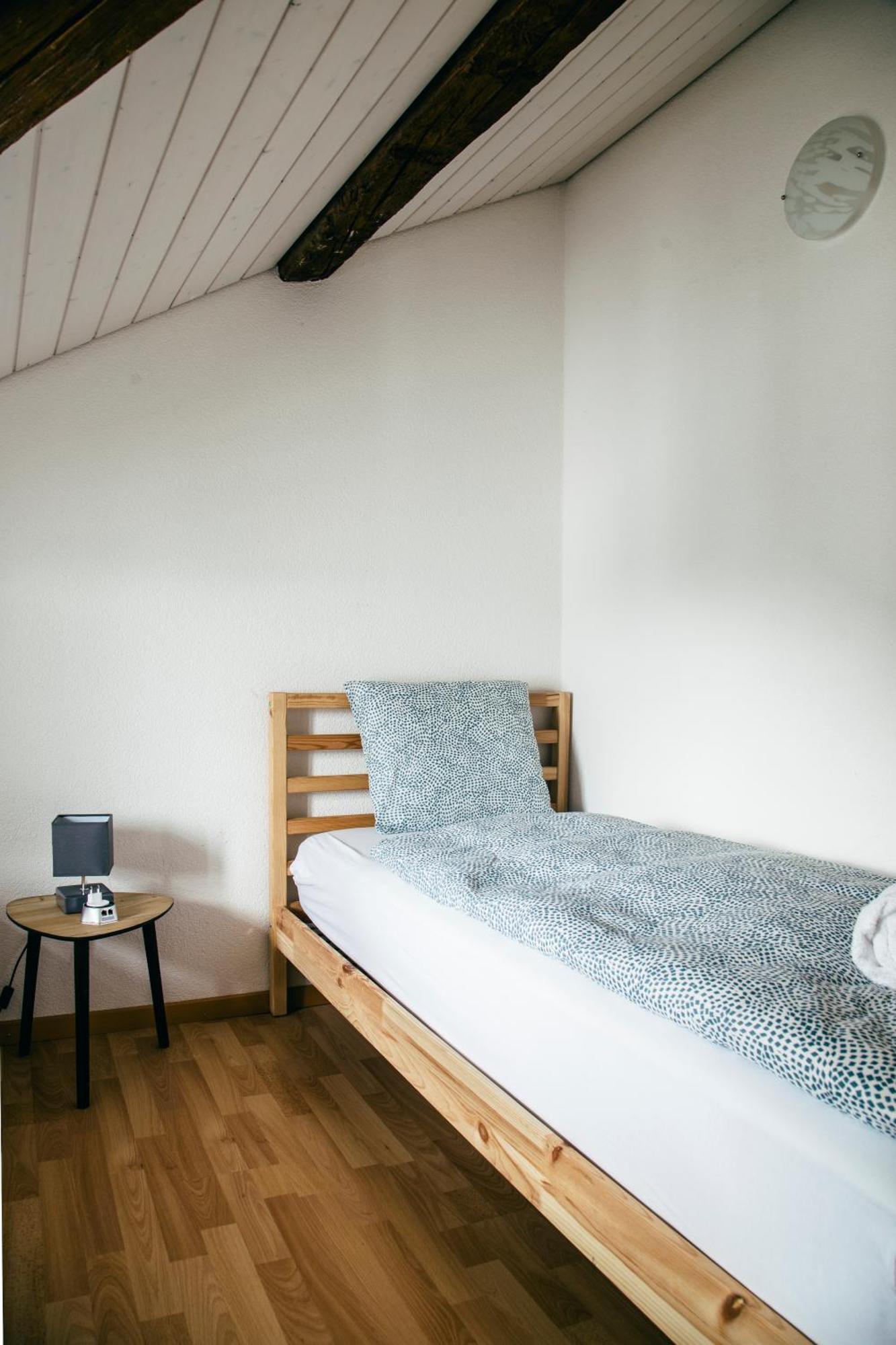 Nimbuzzz Apartments Unterseen Extérieur photo