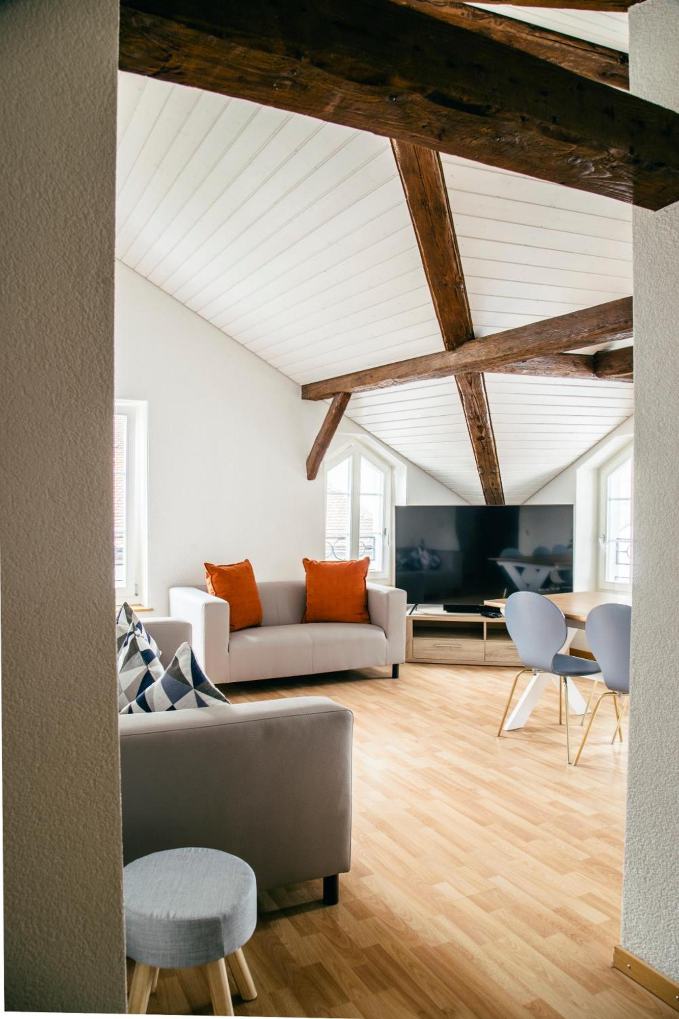 Nimbuzzz Apartments Unterseen Extérieur photo