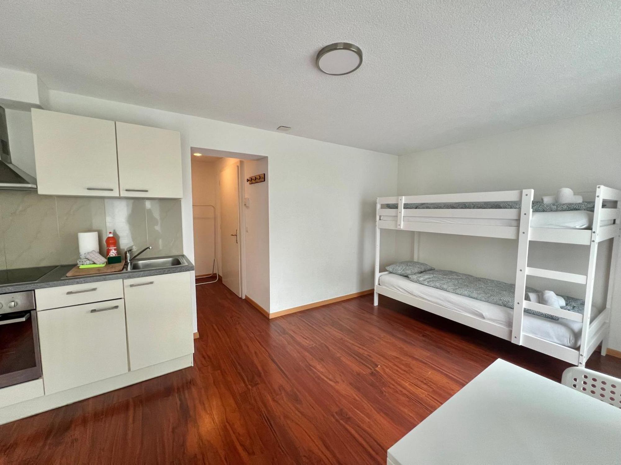 Nimbuzzz Apartments Unterseen Chambre photo