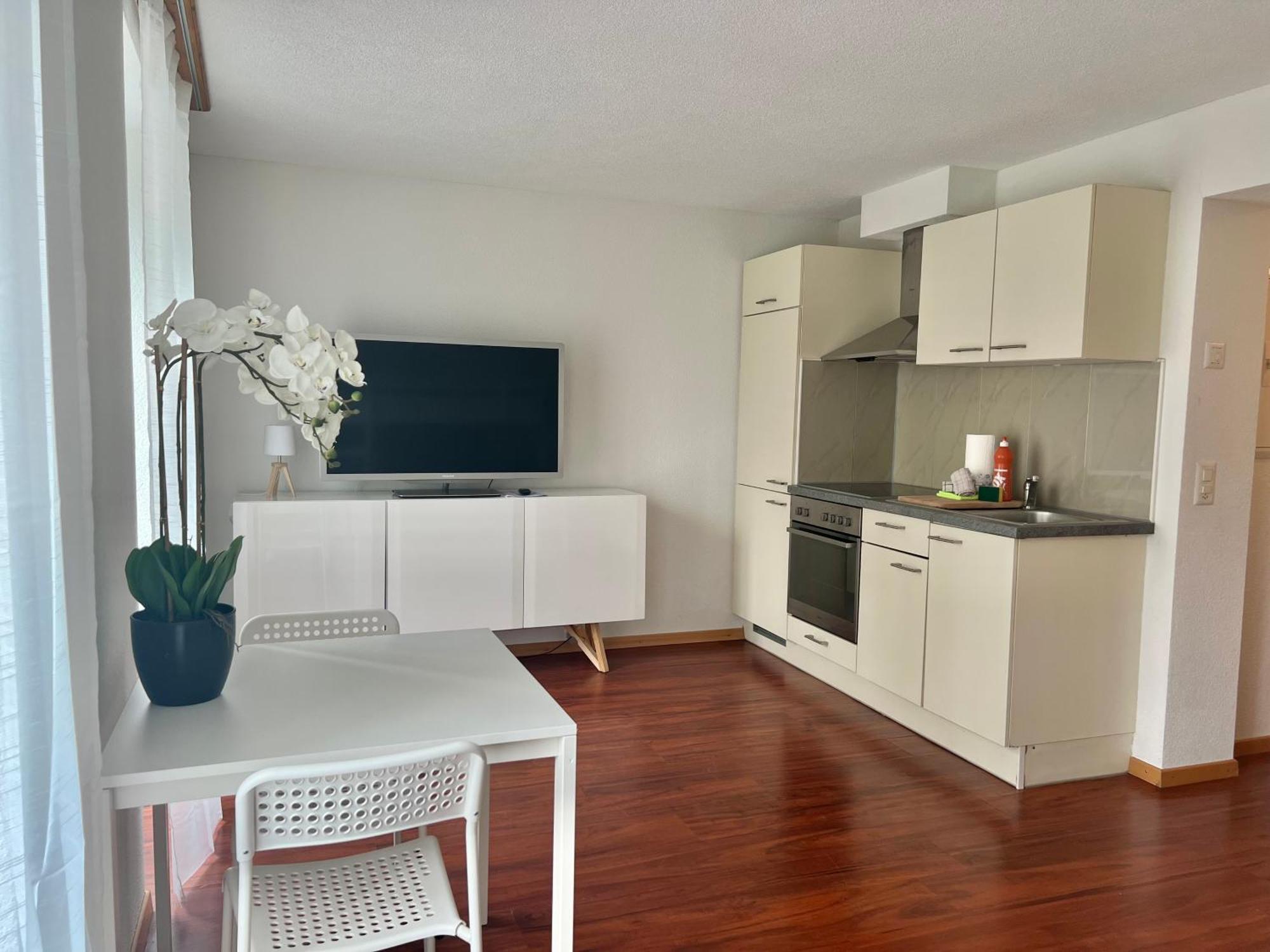 Nimbuzzz Apartments Unterseen Chambre photo